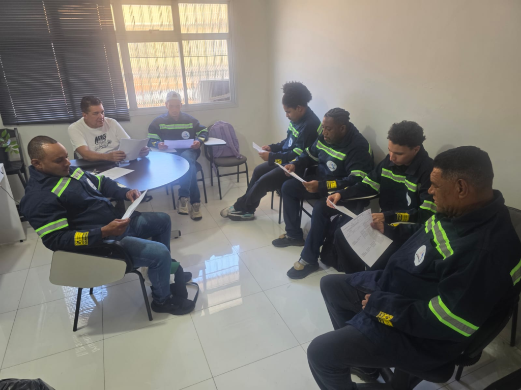 Treinamento de segurança com a equipe Marvix